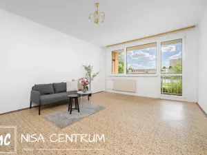 Pronájem bytu 3+1, Liberec, Sněhurčina, 70 m2