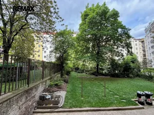 Pronájem bytu 2+kk, Praha - Nusle, Kloboučnická, 45 m2