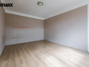 Prodej bytu 1+1, Bystřany, Pražská, 36 m2