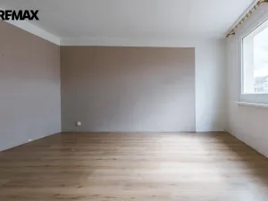 Prodej bytu 1+1, Bystřany, Pražská, 36 m2