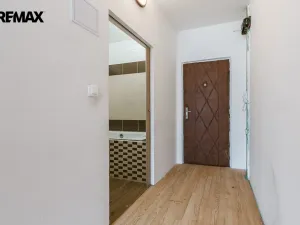 Prodej bytu 1+1, Bystřany, Pražská, 36 m2