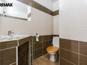 Prodej bytu 1+1, Bystřany, Pražská, 36 m2
