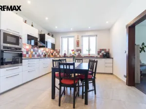 Prodej vily, Podlesí, 240 m2