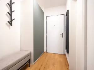 Pronájem bytu 1+kk, Praha, Milánská, 31 m2