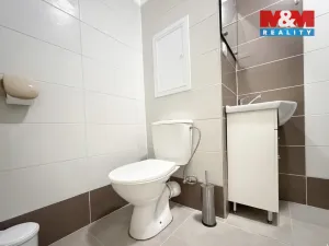 Prodej bytu 2+1, Klášterec nad Ohří, Družstevní, 60 m2