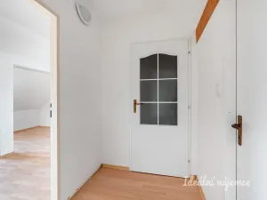 Pronájem bytu 2+1, Praha - Horní Počernice, Otovická, 53 m2