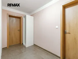 Prodej bytu 2+kk, Hostivice, Pšeničná, 53 m2