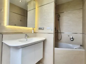 Pronájem bytu 4+kk, České Budějovice, Nádražní, 70 m2