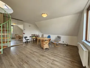 Pronájem bytu 2+kk, Praha, Strakatého, 84 m2
