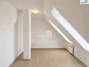 Prodej bytu 3+kk, Praha - Hrdlořezy, Českobrodská, 72 m2