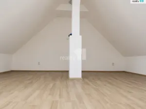 Prodej bytu 3+kk, Praha - Hrdlořezy, Českobrodská, 72 m2