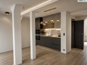 Prodej bytu 3+kk, Praha - Hrdlořezy, Českobrodská, 72 m2