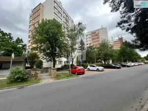 Prodej bytu 3+1, Praha - Horní Počernice, Běluňská, 73 m2