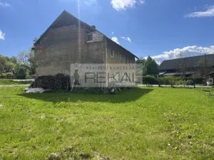 Prodej atypického bytu, Sezemice, 250 m2