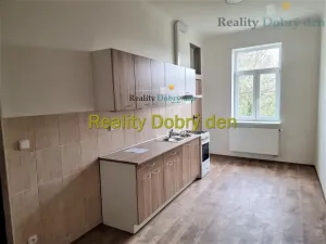 Pronájem bytu 2+1, Opava, Nádražní okruh, 67 m2