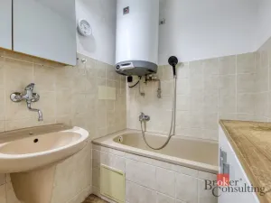 Prodej bytu 3+1, Tlučná, V Rybníčkách, 70 m2