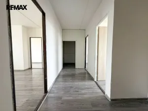 Prodej bytu 4+1, Most, Komořanská, 75 m2