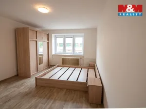 Pronájem bytu 1+1, Hradec Králové - Pražské Předměstí, Vocelova, 36 m2