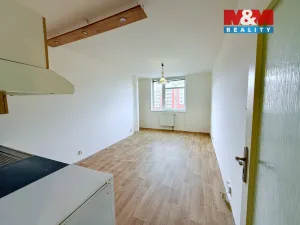 Prodej bytu 2+kk, Praha - Hlubočepy, Trnkovo náměstí, 45 m2