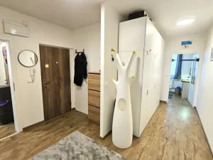 Pronájem bytu 4+kk, Praha, U dělnického cvičiště, 70 m2