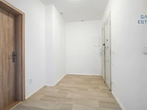 Pronájem bytu 2+1, Brno, Srbská, 73 m2