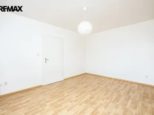 Pronájem bytu 1+1, Strakonice - Strakonice II, Komenského, 52 m2