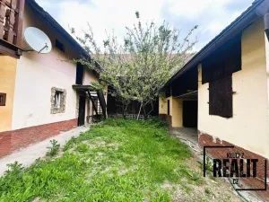 Prodej rodinného domu, Chorušice - Zahájí, 170 m2