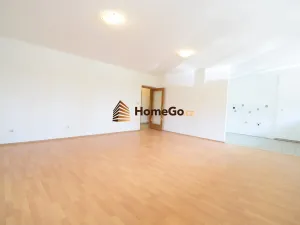 Pronájem bytu 1+kk, Praha - Troja, K Haltýři, 59 m2