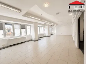 Pronájem obchodního prostoru, Brno, Josefská, 75 m2