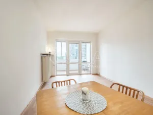 Pronájem bytu 2+kk, Praha - Malešice, Malešická, 63 m2