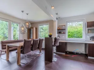 Prodej rodinného domu, Hostivice, 242 m2