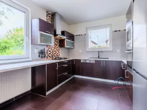 Prodej rodinného domu, Hostivice, 242 m2