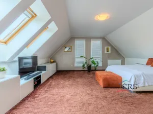 Prodej rodinného domu, Hostivice, 242 m2