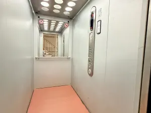 Prodej bytu 3+1, Praha - Strašnice, Pod strání, 68 m2