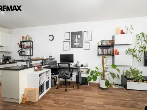 Prodej bytu 2+kk, Praha - Horní Měcholupy, Modenská, 58 m2