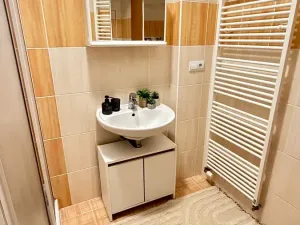 Pronájem bytu 2+kk, Pardubice, Dubinská, 65 m2