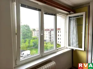 Prodej bytu 1+1, Plzeň, náměstí Milady Horákové, 36 m2