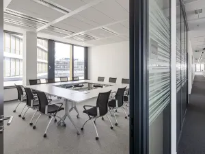 Pronájem kanceláře, Praha - Nusle, Pikrtova, 1510 m2