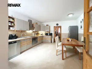 Prodej rodinného domu, Beroun, Kozelská, 168 m2