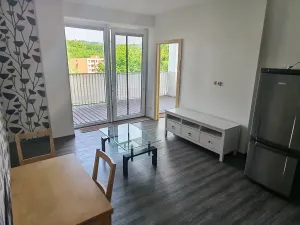 Pronájem bytu 2+kk, Zlín, Pod Křiby, 38 m2