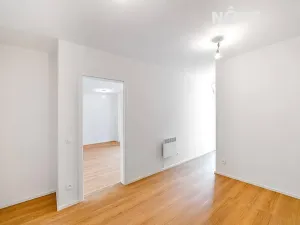 Prodej bytu 2+kk, Praha - Zbraslav, Hauptova, 79 m2