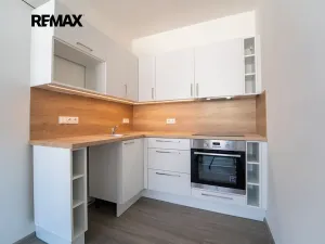 Pronájem bytu 1+kk, Kolín, 5. května, 42 m2
