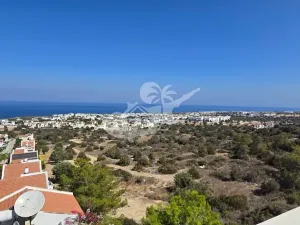 Prodej bytu 2+1, Agios Amvrosios Keryneias, Kypr, 83 m2
