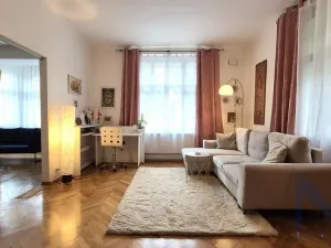 Pronájem bytu 2+1, Praha - Libeň, V Holešovičkách, 58 m2