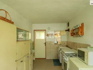 Prodej rodinného domu, Myslív, 286 m2