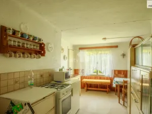 Prodej rodinného domu, Myslív, 286 m2