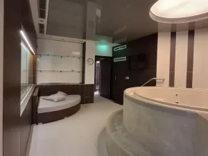 Pronájem komerční nemovitosti, Olomouc, Jeremenkova, 200 m2