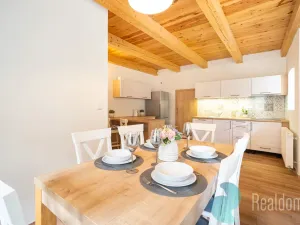 Prodej apartmánu, Rožmberk nad Vltavou, 302 m2