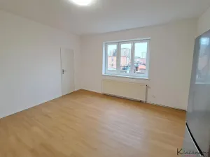 Pronájem bytu 2+kk, Zlín, Podvesná IX, 50 m2