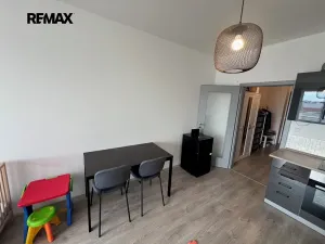 Pronájem bytu 1+kk, Chýně, Premonstrátů, 36 m2